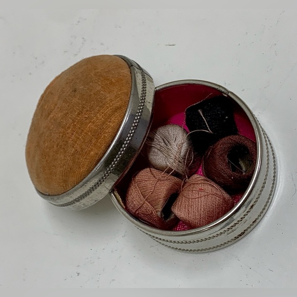 Mid Century Antique Mirrored Pin Cushion Sewing Kit - Picture 7 of 16